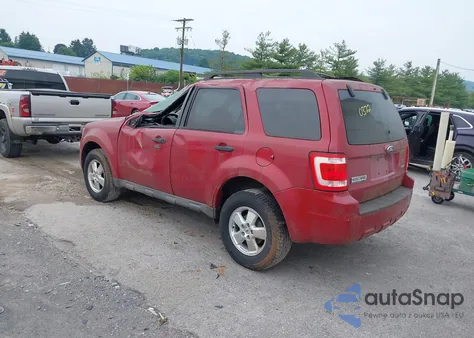 2009 Ford Escape Xlt z USA, uszkodzony, nr VIN 1FMCU93G29KB70372